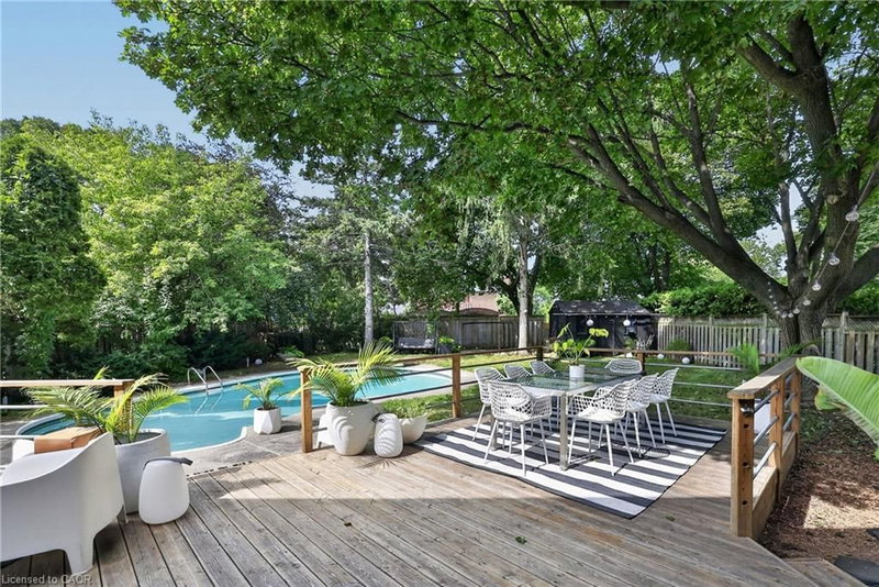 1485 Devon Road photo 4