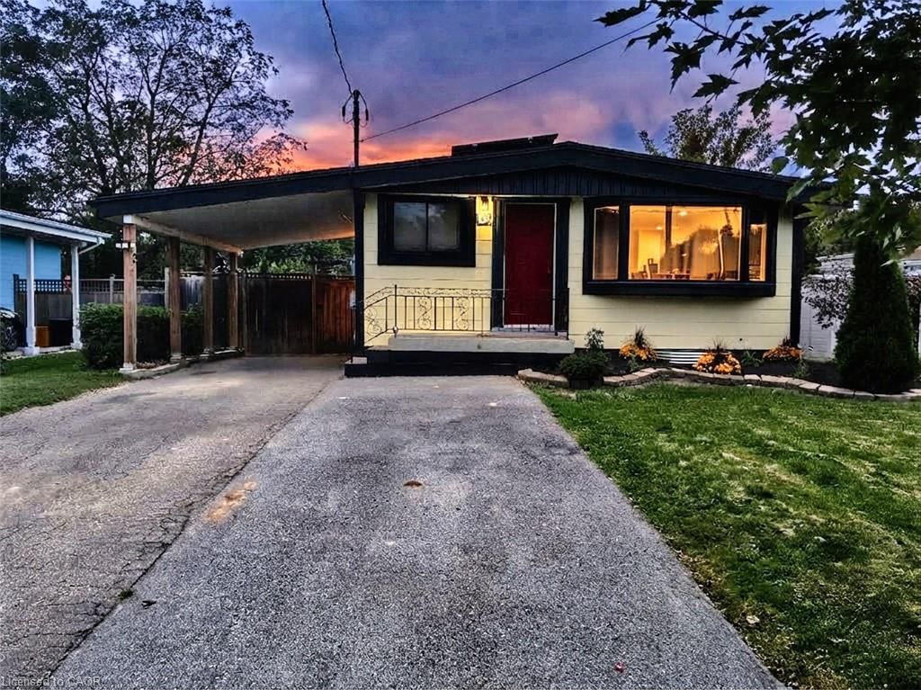 Single Family Residence for sale at 134 Deschene Avenue, Hamilton, ON, L9A 3K1 - Greeningdon - MLS: 40864063