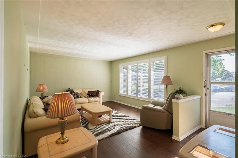 19 Gillrie Court photo 5