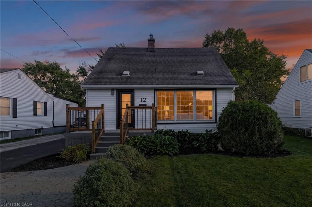 Single Family Residence for sale at 12 Admiral Road, St. Catharines, ON, L2P 1G5 - Secord Woods - MLS: 40864086
