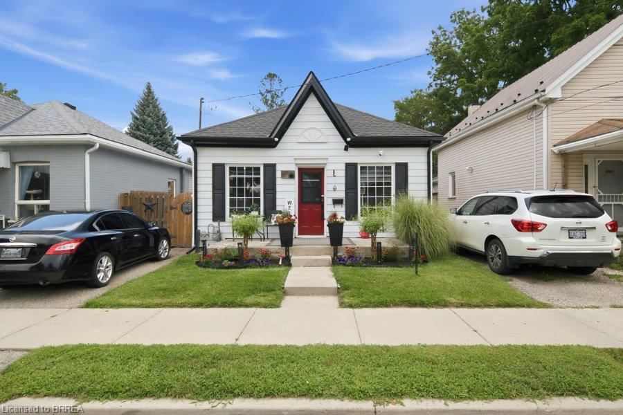 Single Family Residence for sale at 11 Esther Street, Brantford, ON, N3S 6K3 - East Ward - MLS: 40864242