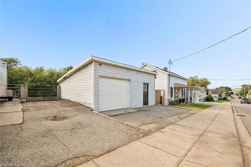 77 Beverly Street photo 4