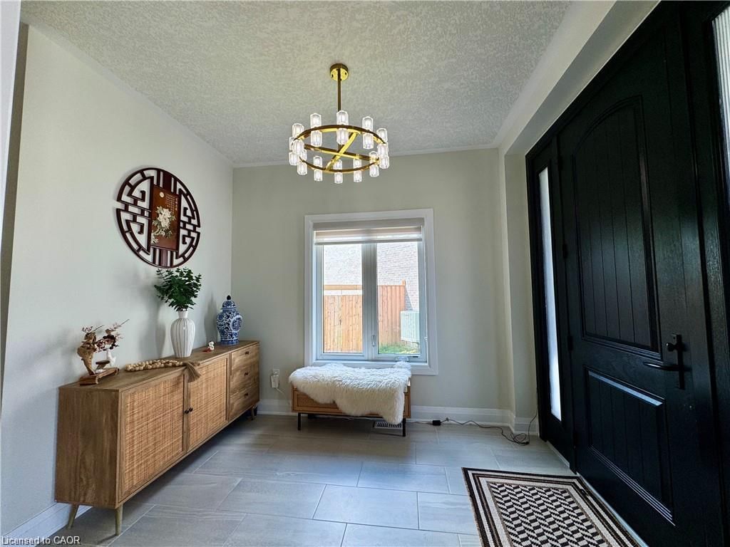 923 Eaglecrest Court, Kitchener 5