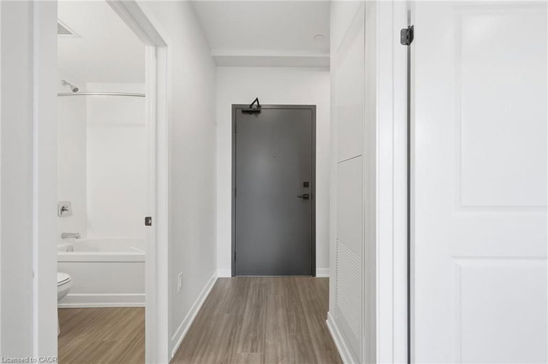 122 - 2500 Saw Whet Boulevard