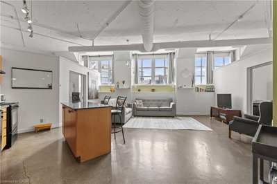 308 - 404 King Street W