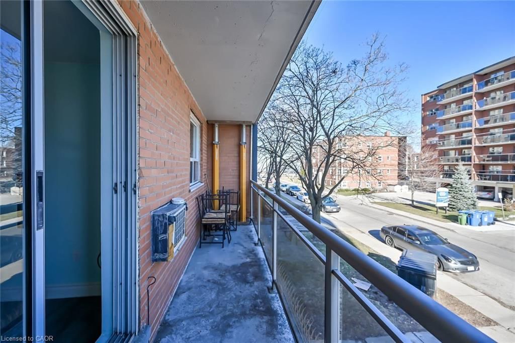 Condo/Apt Unit for lease at 202-30 Summit Avenue, Hamilton, ON, L8V 2R8 - Burkholme - MLS: 40864564