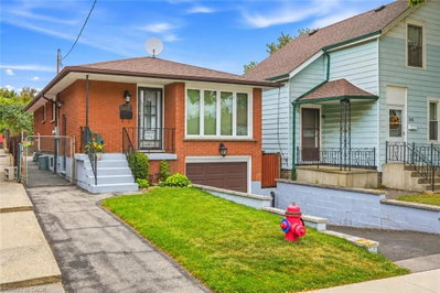 137 Picton Street E