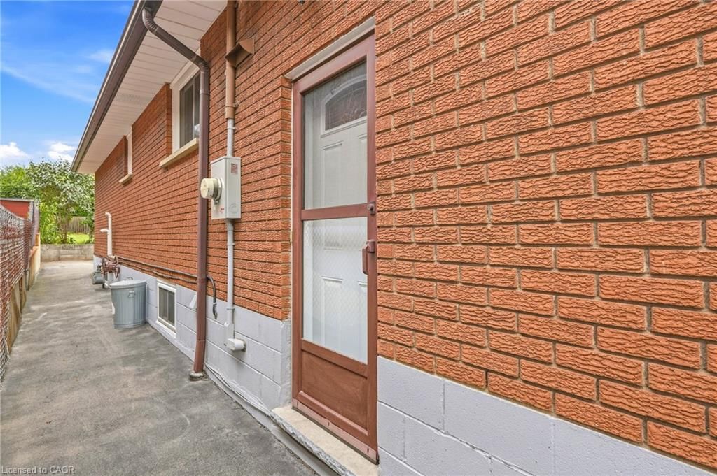 Single Family Residence for sale at 137 Picton Street, Hamilton, ON, L8L 3W7 - North End - MLS: 40864591