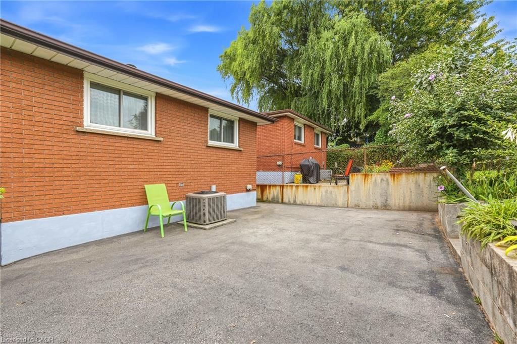 Single Family Residence for sale at 137 Picton Street, Hamilton, ON, L8L 3W7 - North End - MLS: 40864591