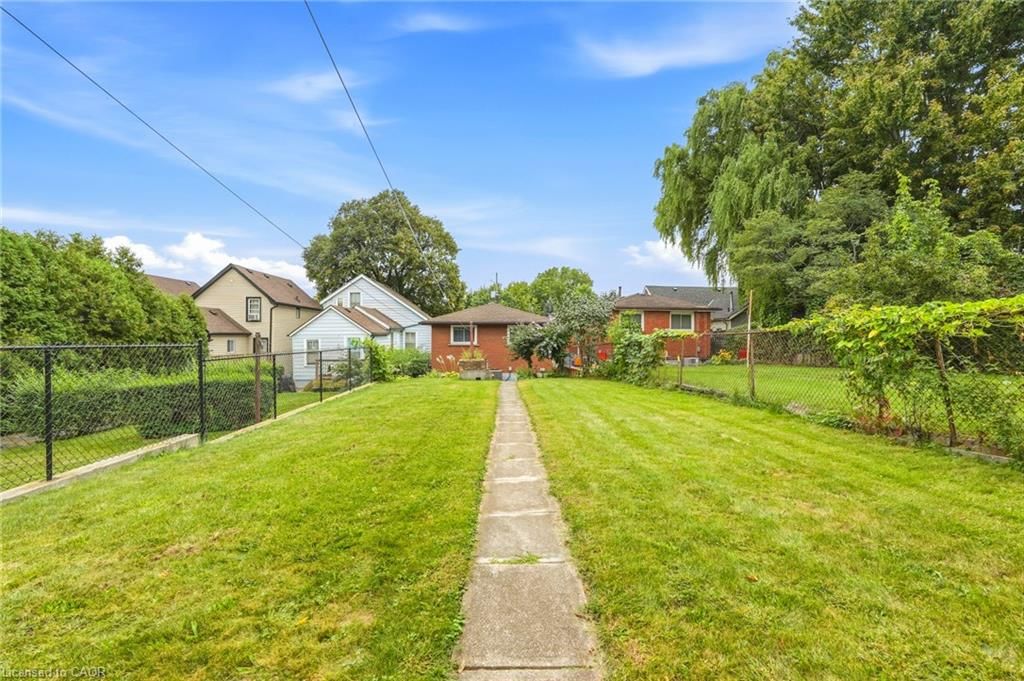 Single Family Residence for sale at 137 Picton Street, Hamilton, ON, L8L 3W7 - North End - MLS: 40864591