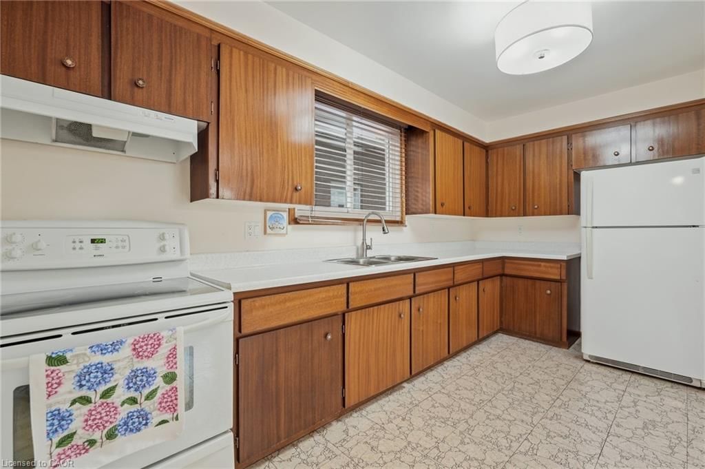 Single Family Residence for sale at 137 Picton Street, Hamilton, ON, L8L 3W7 - North End - MLS: 40864591