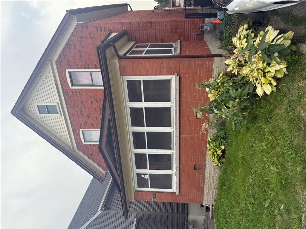 Single Family Residence for sale at 429 Park Street, Kitchener, ON, N2G 1N4 - Downtown Kitchener/West Ward - MLS: 40864659