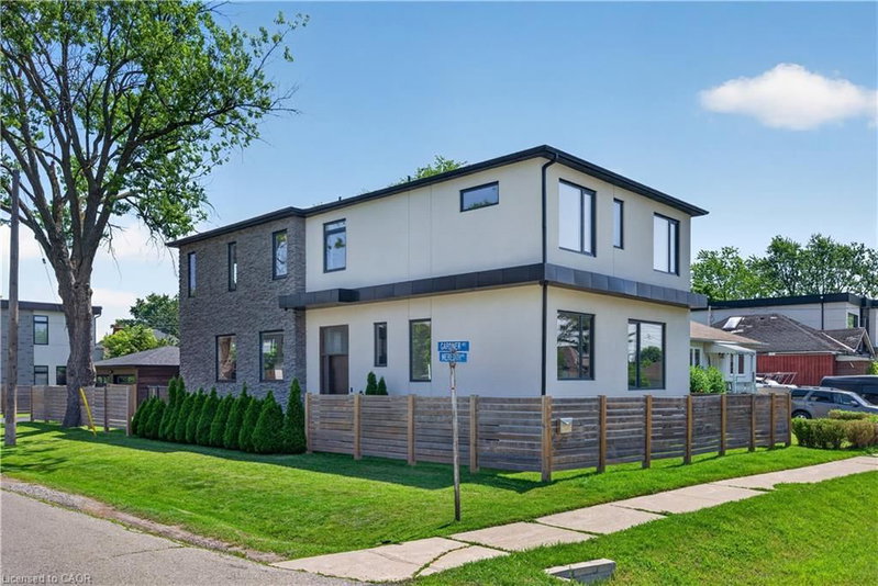 1047 Meredith Avenue