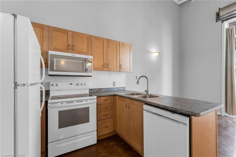 405 - 11 Rebecca Street