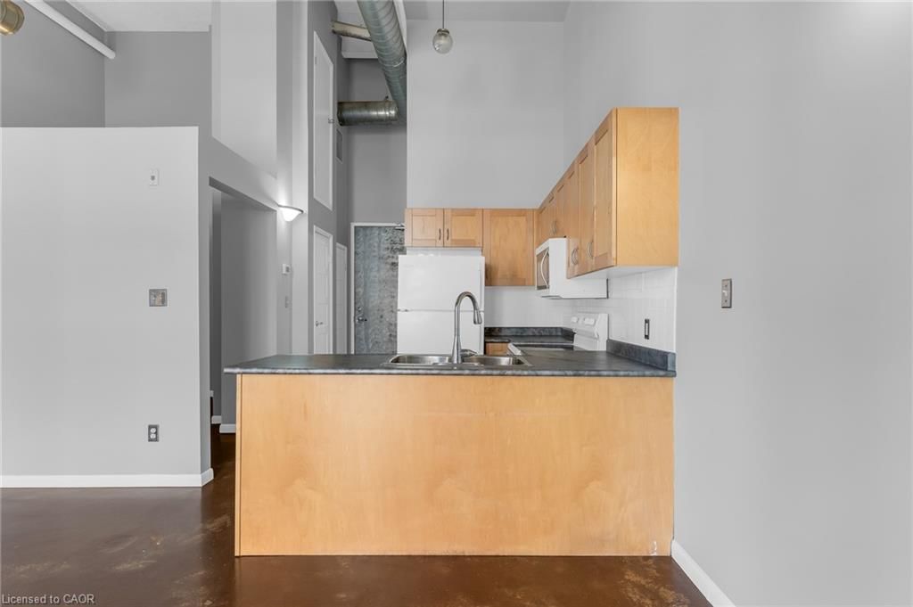 405 - 11 Rebecca Street, Hamilton 5