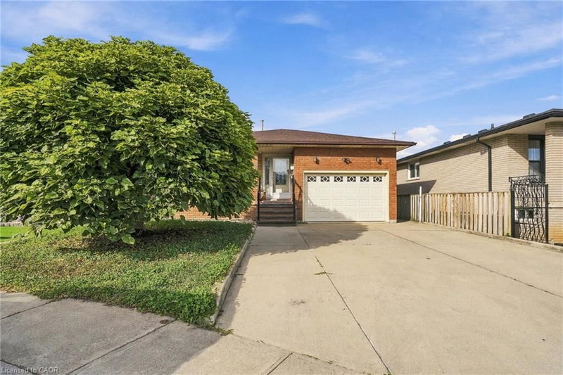 42 Lasila Court photo 4