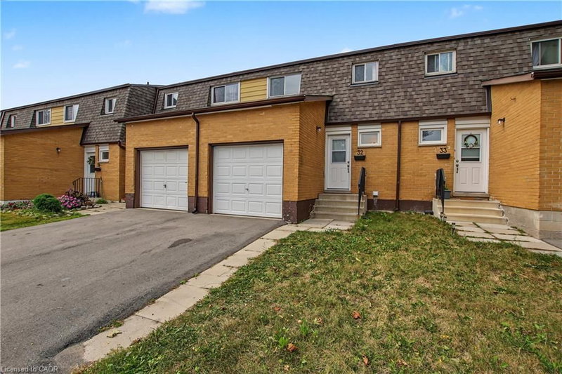 32 - 1444 Upper Ottawa Street