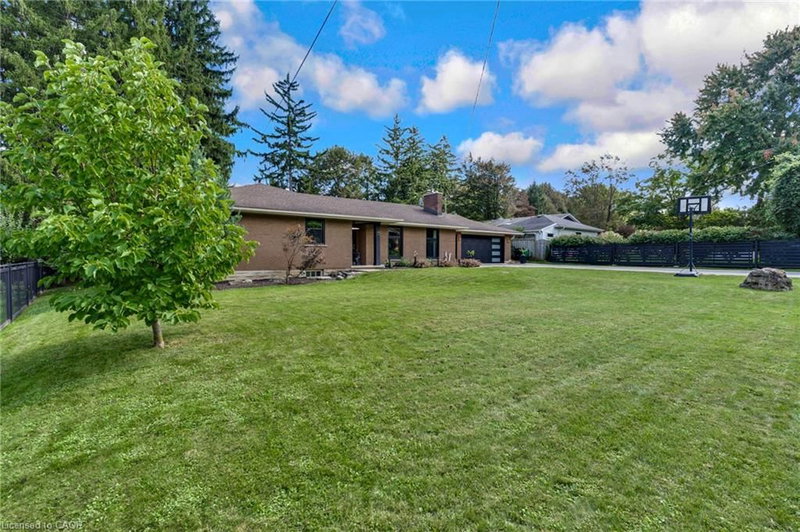 7 Shadywood Lane