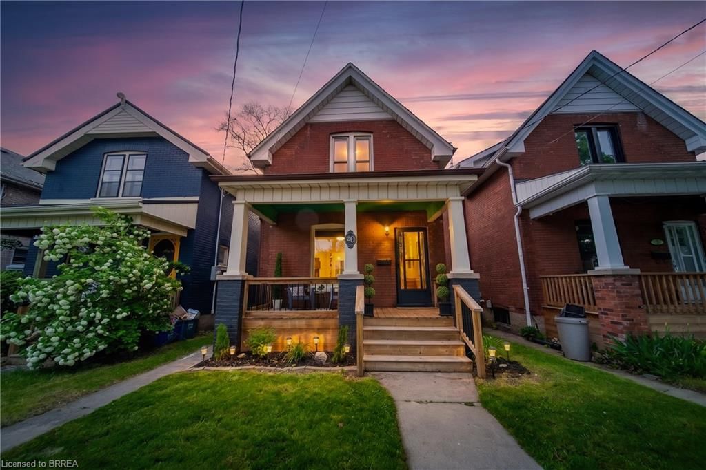 Single Family Residence for sale at 20 Wells Avenue, Brantford, ON, N3R 4J2 - Terrace Hill - MLS: 40865052