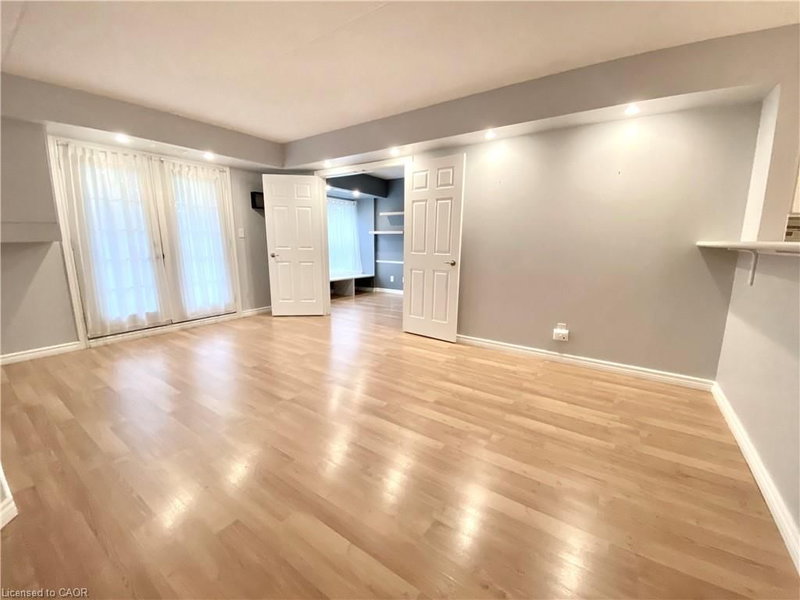 209 - 1450 Bishops Gate