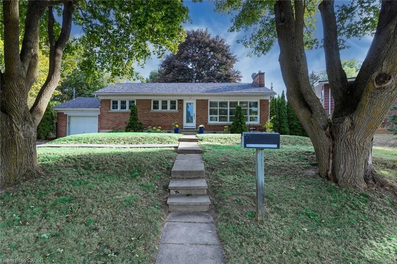 17 Orchard Crescent