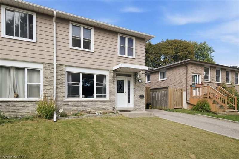 39 Magnolia Drive