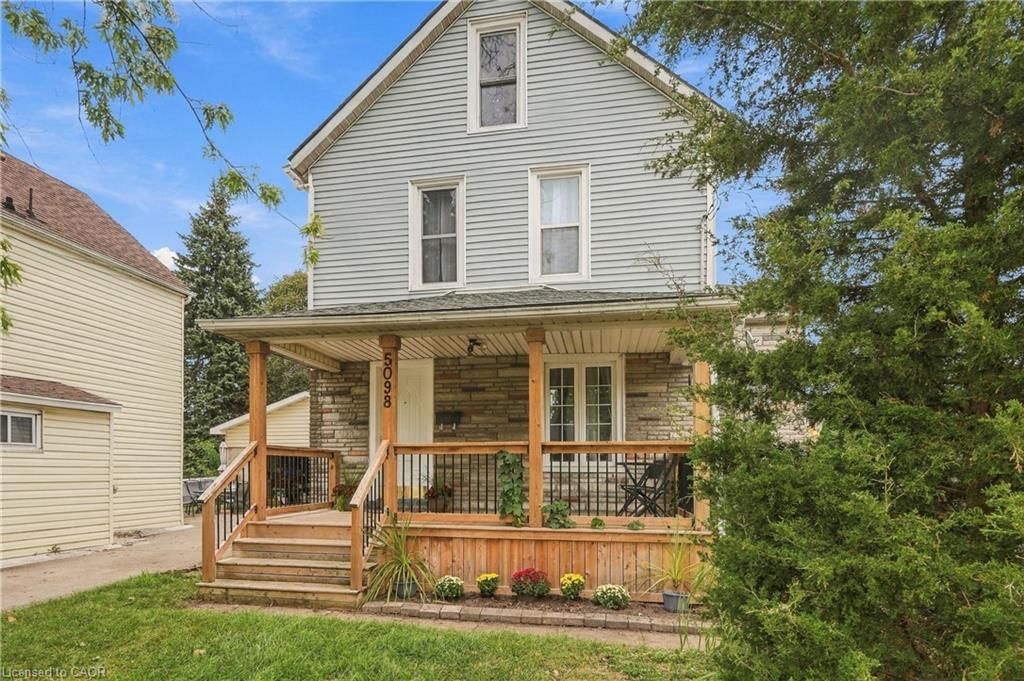 Single Family Residence for sale at 5098 St Lawrence Avenue, Niagara Falls, ON, L2E 3Y8 - Downtown - MLS: 40865471