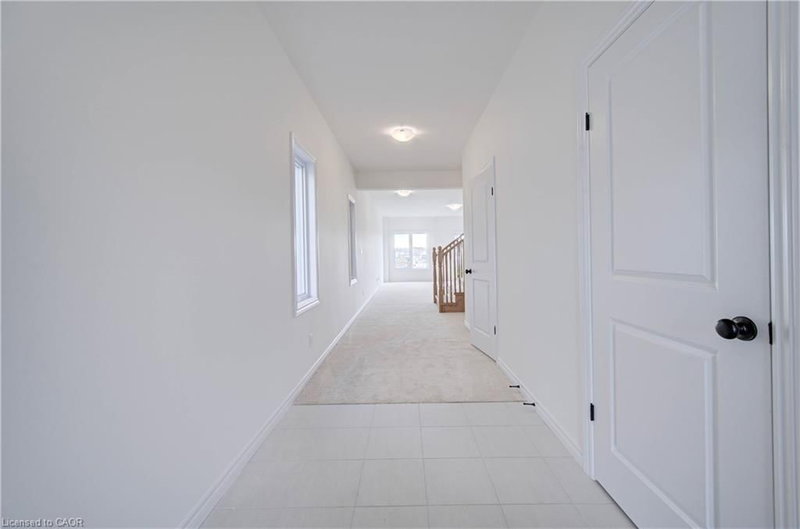 10 Munn Crescent