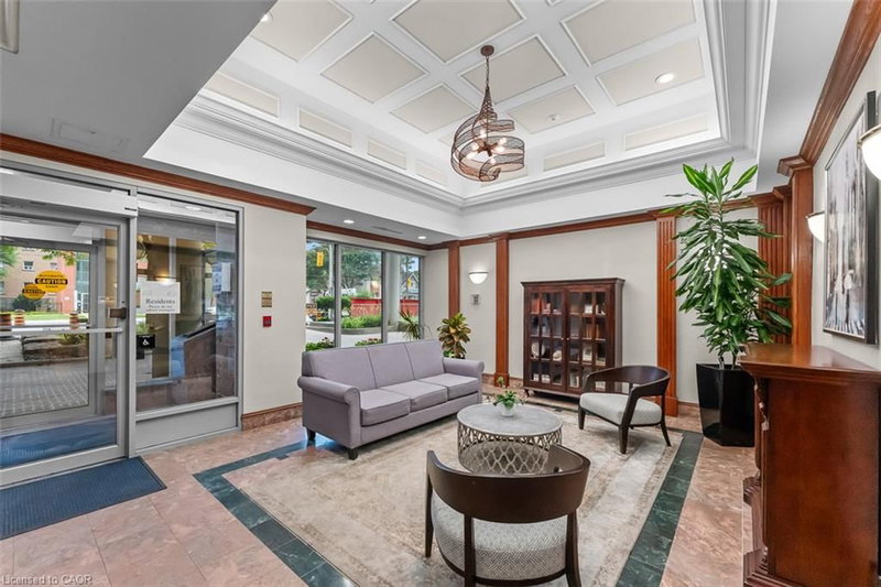 308 - 398 Eglinton Avenue E