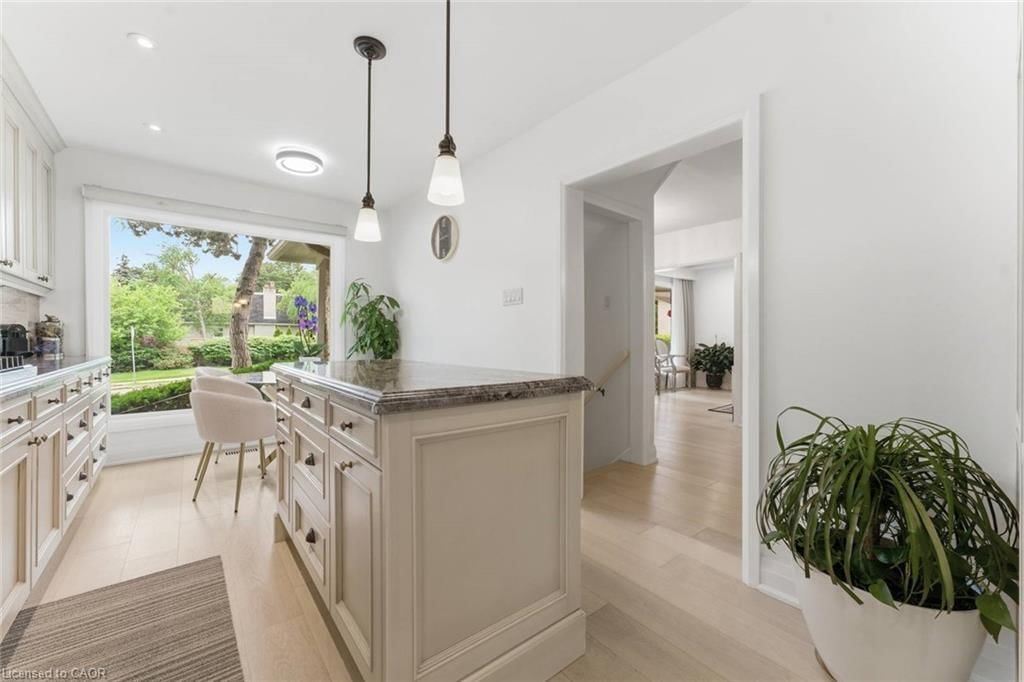 30 Blue Ridge Road, Toronto, view 13