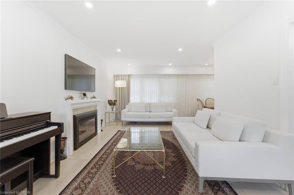 30 Blue Ridge Road, Toronto, view 6