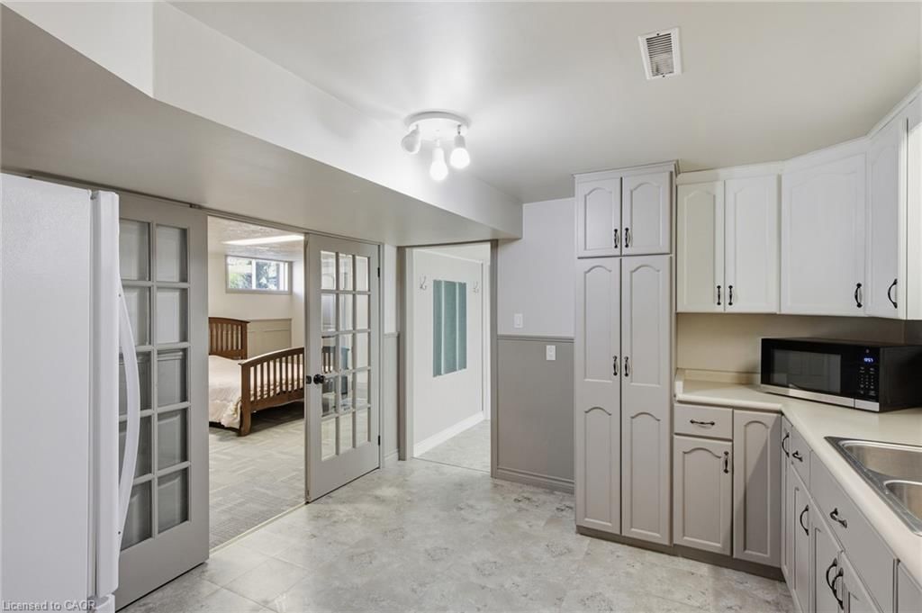 26 Alexander Avenue, Cambridge, view 33