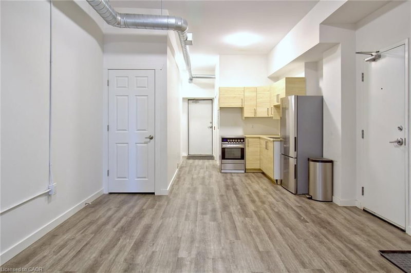 301 - 91 James Street N
