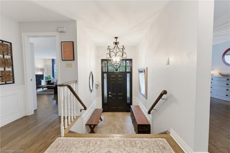 28 Seymour Drive photo 5