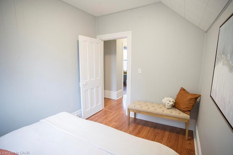 Upper - 67 Terrace Hill Street 4