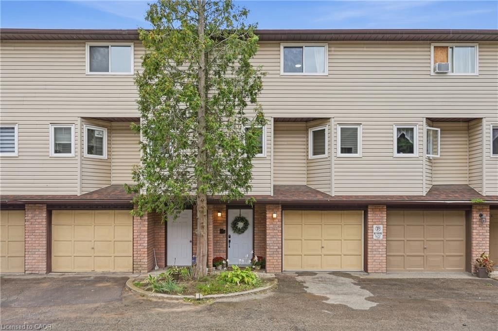 Row/Townhouse for sale at D-22 Bond Street, Brantford, ON, N3R 4G5 - Terrace Hill - MLS: 40865912