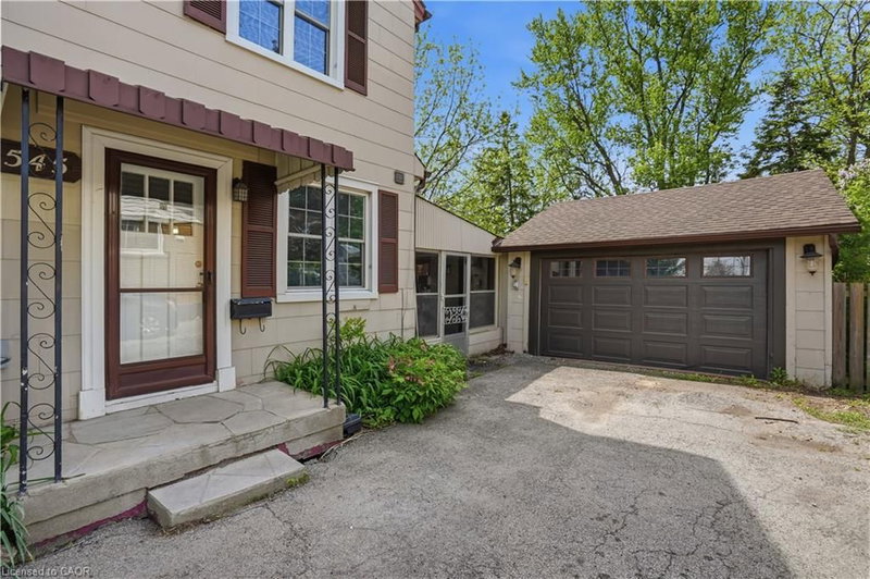 545 Mohawk Road W