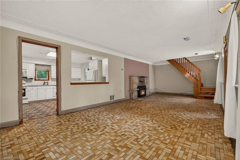 539 Enfield Road