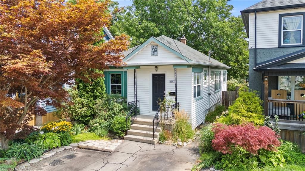 Single Family Residence for sale at 134 1/2 York Street, St. Catharines, ON, L2R 6E7 - Downtown - MLS: 40865993