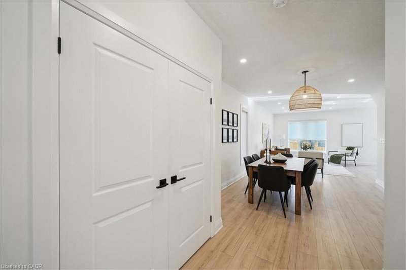 96 Nathalie Street photo 4