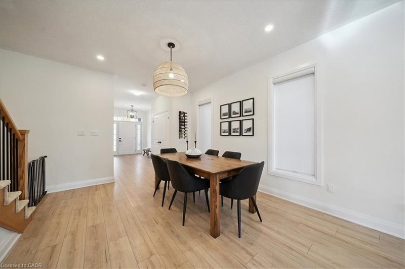 96 Nathalie Street photo 5
