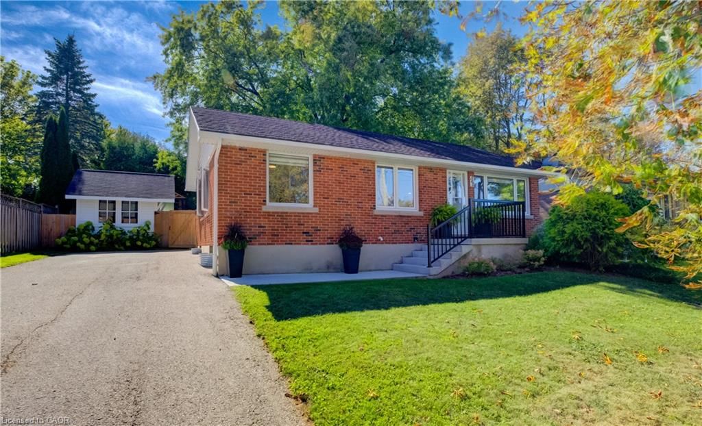 Single Family Residence for sale at 560 Waterloo Street, Mount Forest, ON, N0G 2L3 - Mount Forest - MLS: 40866036