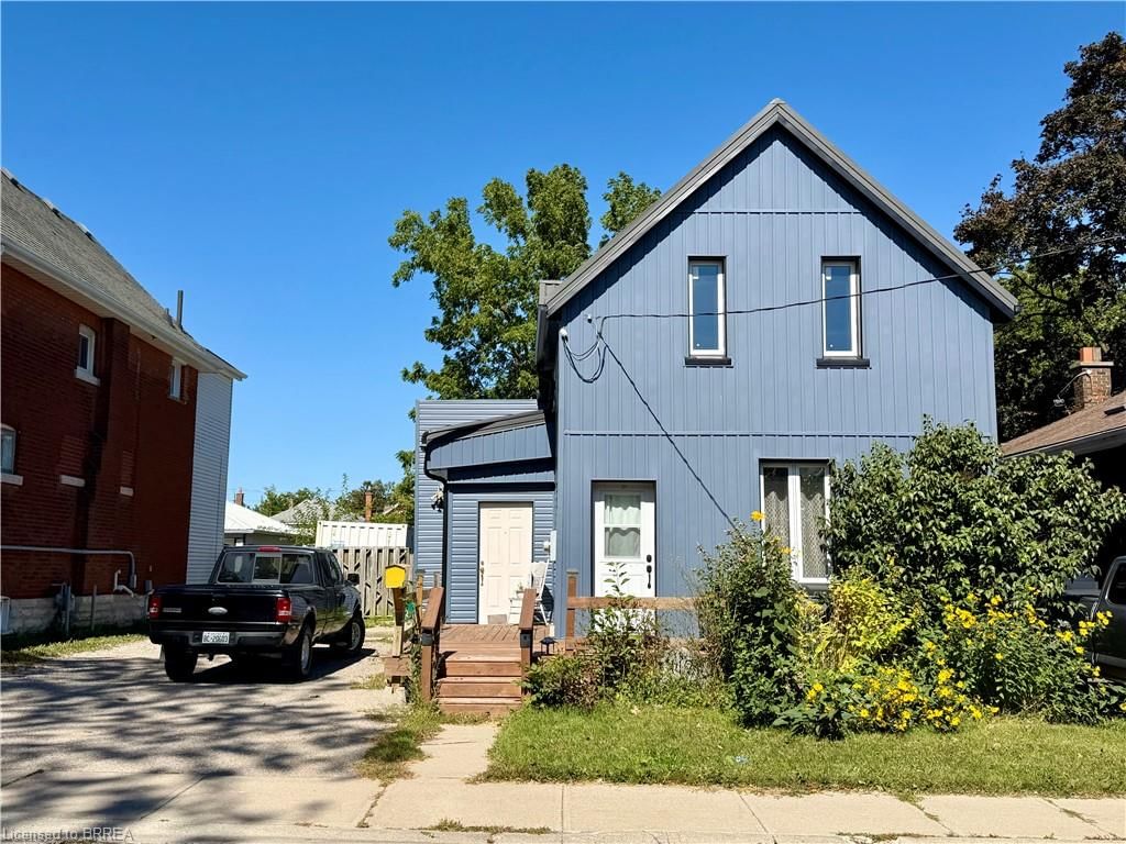 Single Family Residence for sale at 112 Arthur Street, Brantford, ON, N3S 3J4 - Victoria/Arthur - MLS: 40866052