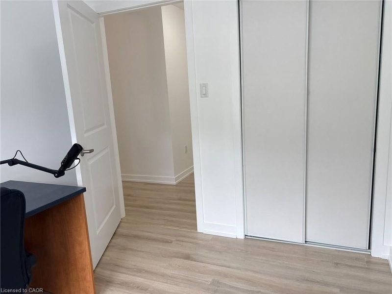 231 - 101 Shoreview Place