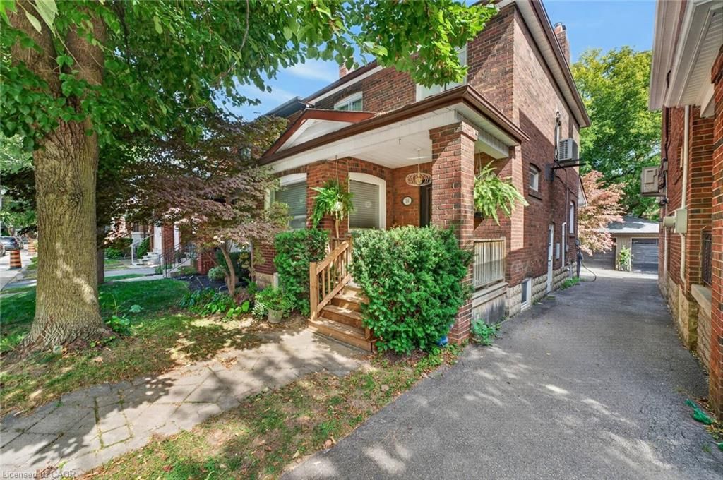 Single Family Residence sold at 19 Belle Ayre Boulevard, Toronto, ON, M4S 2P6 - Mount Pleasant East - MLS: 40866080