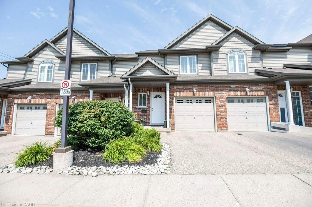 Row/Townhouse for sale at 3-975 Strasburg Road, Kitchener, ON, N2E 0A8 - Alpine Village/Country Hills - MLS: 40866134