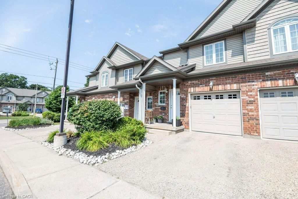 3-975 Strasburg Road, Kitchener, view 2