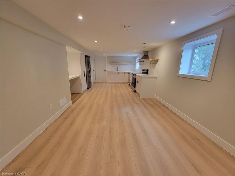 125 East 31st Street photo 5
