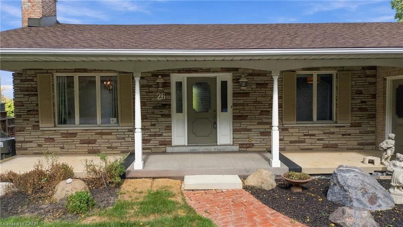26 Leslie Drive photo 5