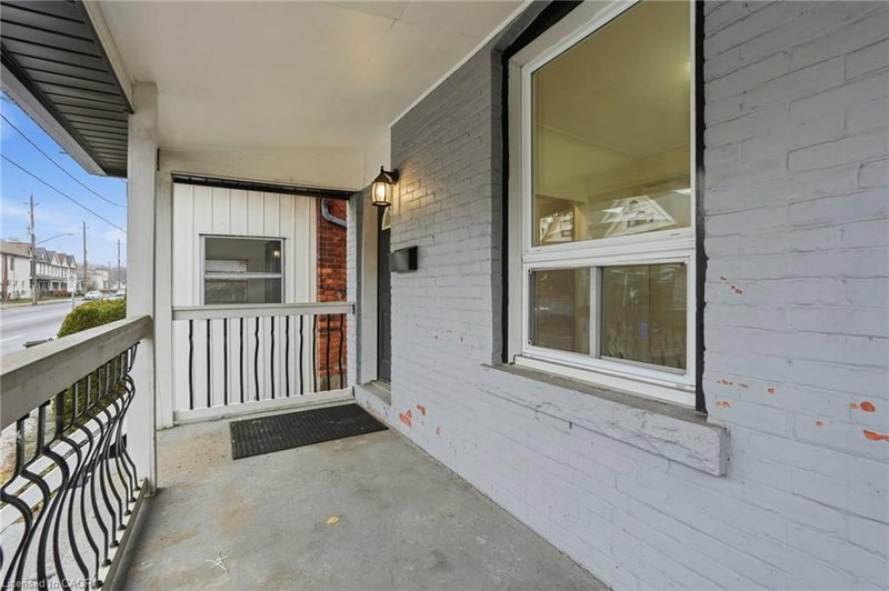 39 Burlington Street E